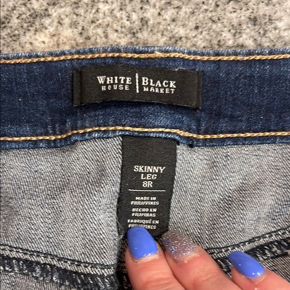 White House Black Market Women's skinny Blue Jeans with ankle Zipper low rise! - Picture 3 of 7